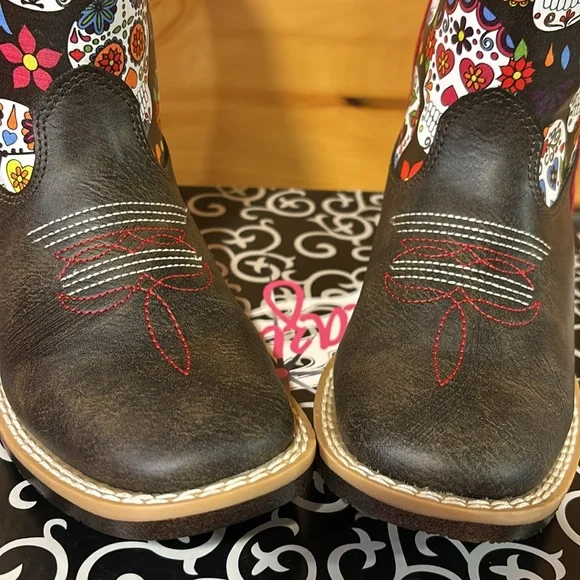 Blazin Roxx Cowgirl Boots Youth Skull New in box size 13.5 - Picture 3 of 8